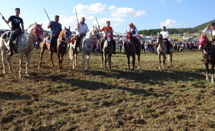 15. Bulgaz Dağı Yörükleri Şenliği coşkuyla kutlandı