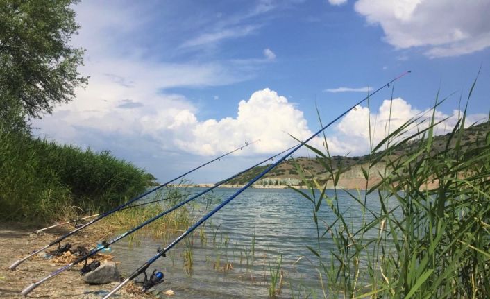 Balıkçılar iç sularda yerlerini aldı