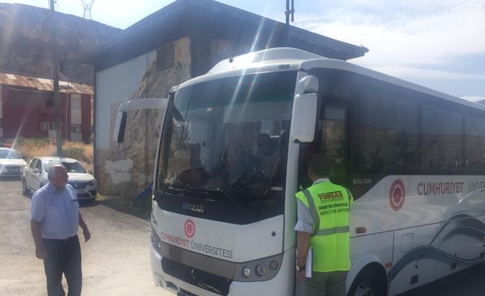 Darende’de kaçak tur denetimi