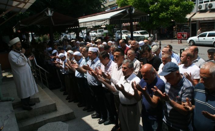 Devrek’te Mursi için gıyabı cenaze namazı kılındı