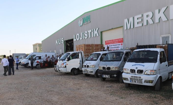 İhtiyaç sahibi Suriyeli ailelere buzdolabı dağıtımı