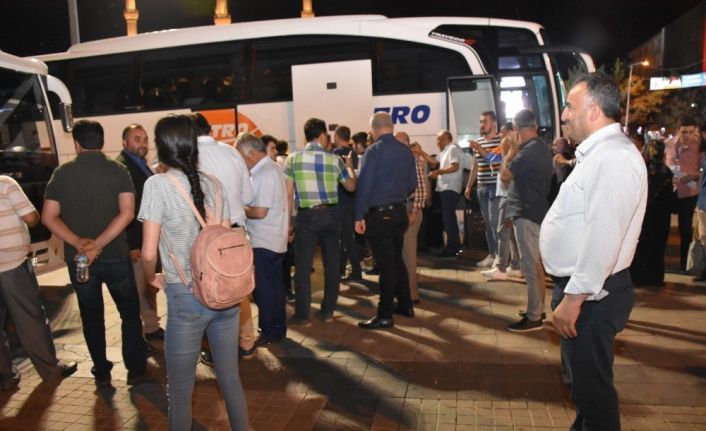 İstanbul seçimi için Kırıkkale’den otobüslerle yola çıktılar