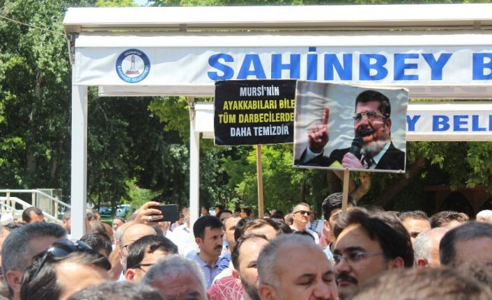 Muhammed Mursi için Gaziantep’te gıyabi cenaze namazı kılındı