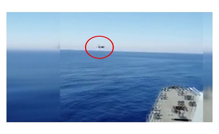 Türk F-16'sından, Fatih Sondaj Gemisine selamlama