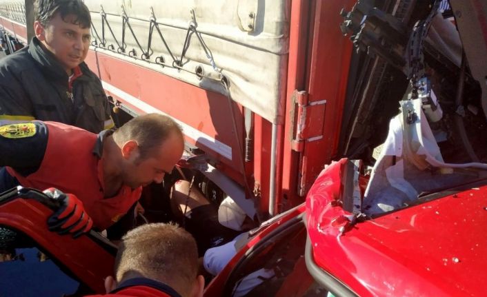 Akılalmaz kazadan sağ kurtuldular