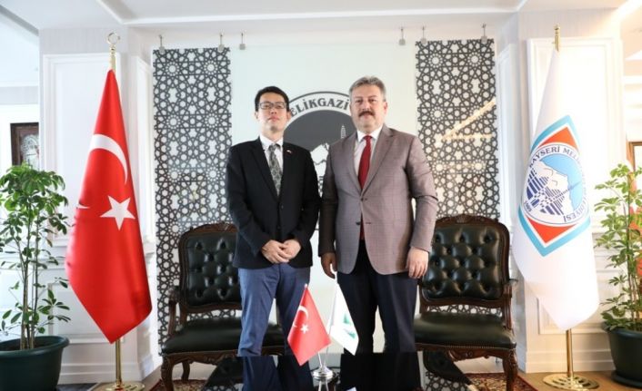 Başkan Dr. Palancıoğlu “Melikgazi’nin sosyal sorumluluk projeleri, Japonların dikkatini çekti”