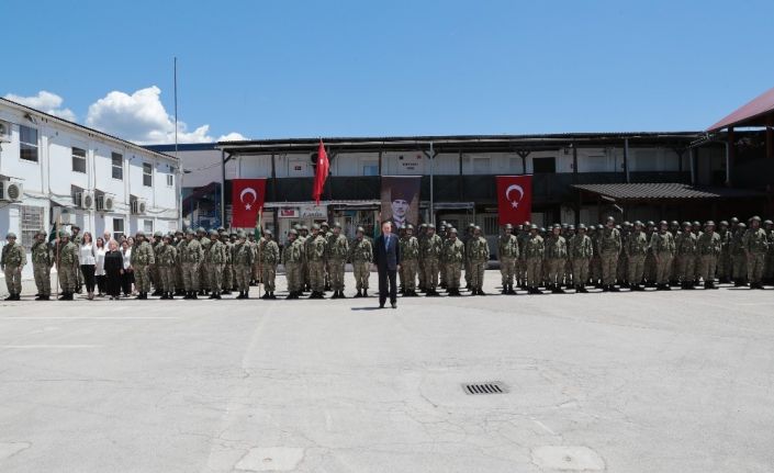 Cumhurbaşkanı Erdoğan Bosna’da Barış Gücü’nde görevli Türk askerlerini ziyaret etti