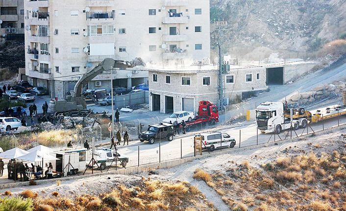 İsrail, Doğu Kudüs'te yıkıma başladı!