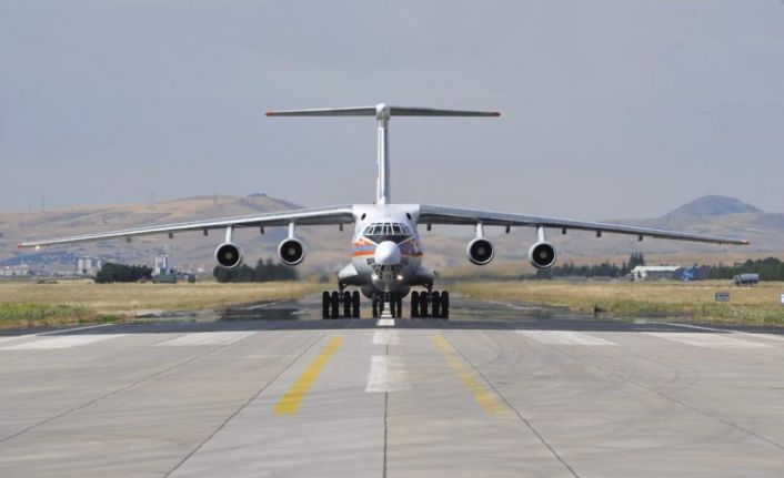 MSB: ”S-400 sisteminin birinci grup malzemelerinin Ankara’ya intikali 25 Temmuz’da tamamlanmıştır"