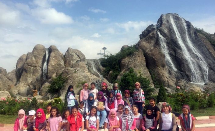 Öğrenciler Masal Parkı ve Akarçay’ı gezdi