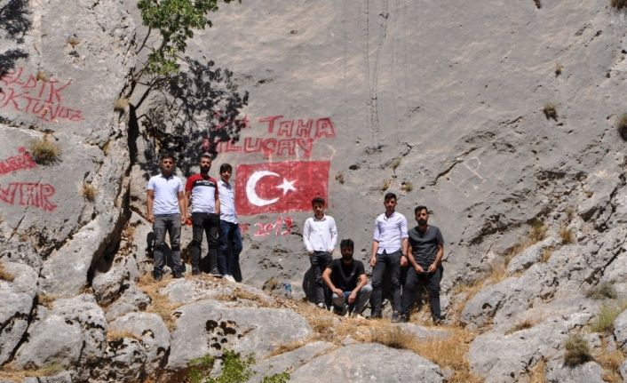 Şehidin ismini dağlara yazdılar