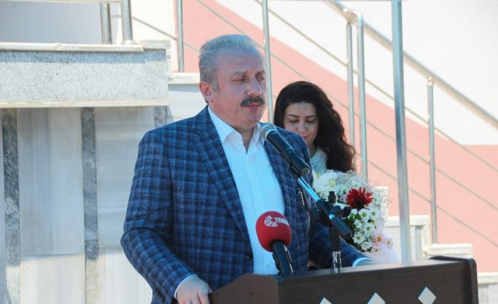 TBMM Başkanı Şentop: “28 Şubat’ta imam hatip liseleri bastırılmaya çalışıldığı zaman önü açılan kurumlar FETÖ’nün eğitim kurumları olmuştur”