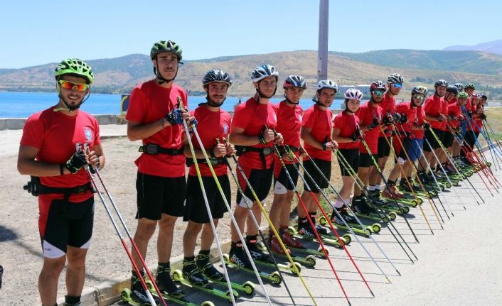 Tekerlekli Kayak Milli Takımı Bitlis’te kampa girdi