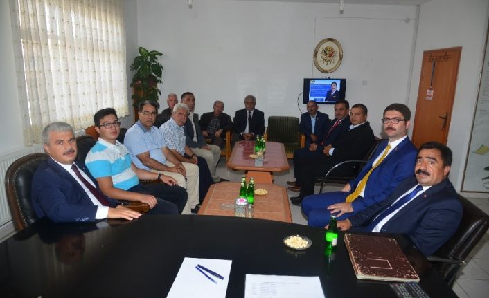 Vali Akın, Akçakent İlçesinde incelemelerde bulundu