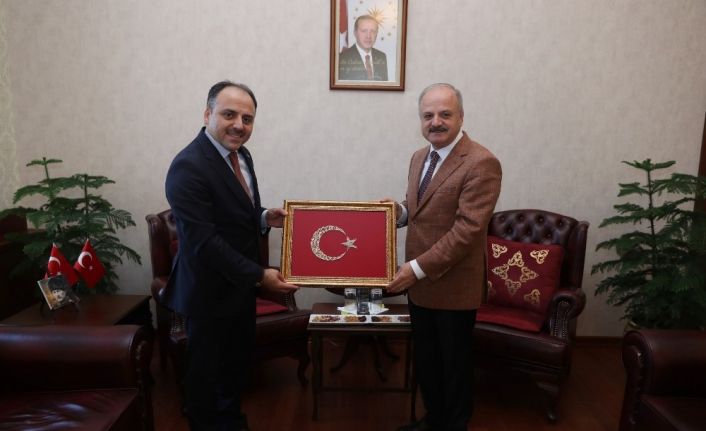 Vali Çakacak, Türkiye Şeker Fabrikaları A.Ş. Genel Müdürü Alkan’ı kabul etti