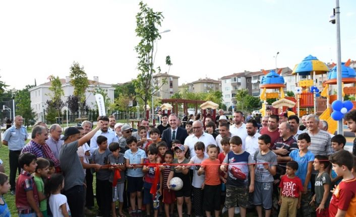 Yunus Emre Spor Kompleksi hizmete girdi