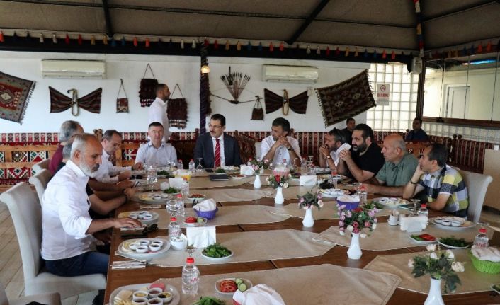 Ali İhsan Yavuz’dan CHP’li belediyelerde yapılan atamalara ilişkin açıklama