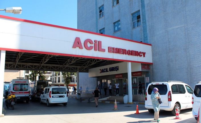 Alışveriş merkezinde kahvaltı yapan 10 kişi hastanelik oldu