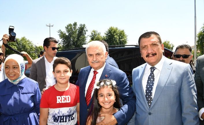 Binali Yıldırım gençlerle buluşmak için Malatya’da