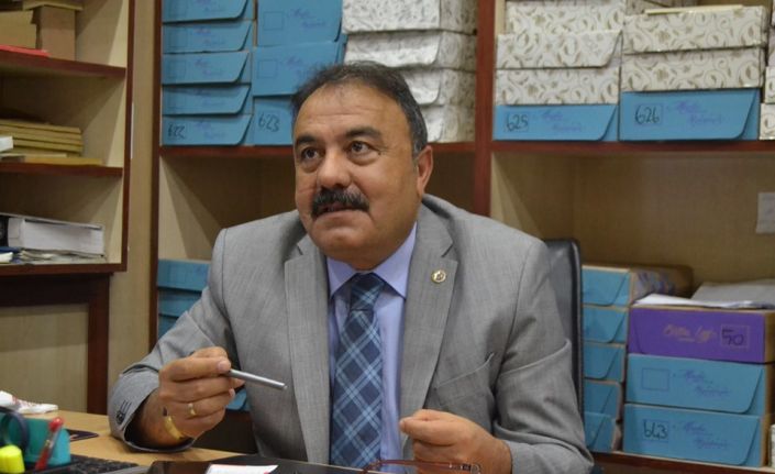 Karaca: “Markası ve üreticisi belli olmayan kırtasiye ürünlerini almayın”