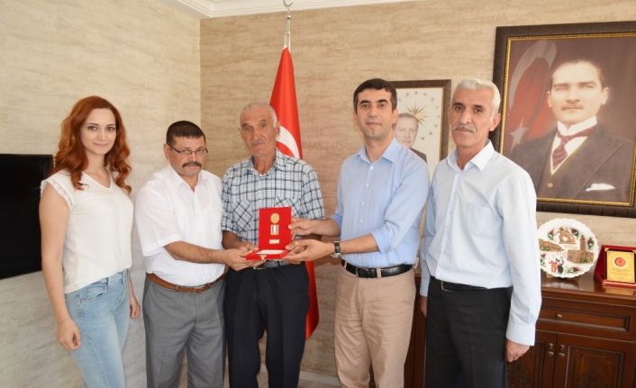 Kıbrıs Gazisi Apaydın’a Milli Mücadele Madalyası