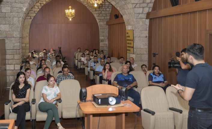 Mersin Büyükşehir personeline öfke kontrolü eğitimi verildi