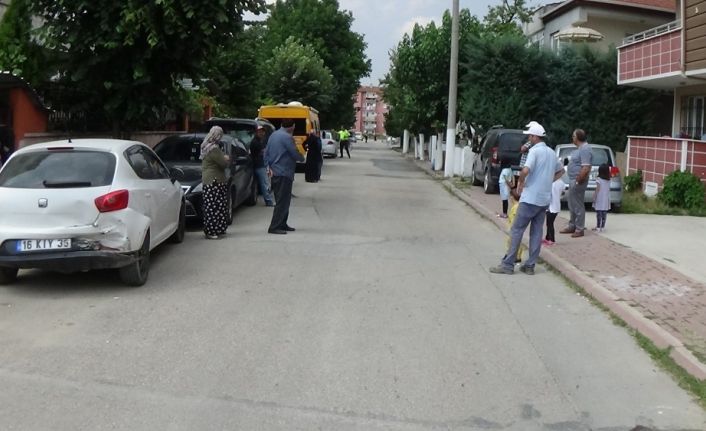 Önüne çıkan araca çarpmamak için bakın ne yaptı!