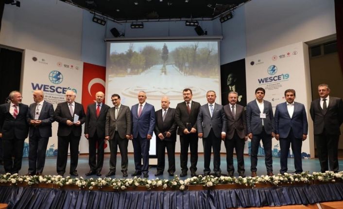 Rektör Alma, Dünya Enerji Stratejileri Kongresi ve Fuarı’na katıldı