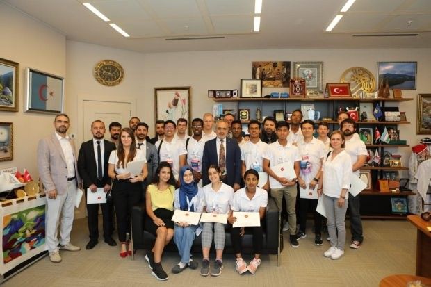 Tabip Bilim Yaz Okulu’ndan Cumhurbaşkanlığı Külliyesine ziyaret