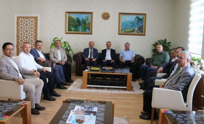 AK Parti Merkez İlçe Başkanı Kılıç’tan Müdür Başyiğit’e ziyaret