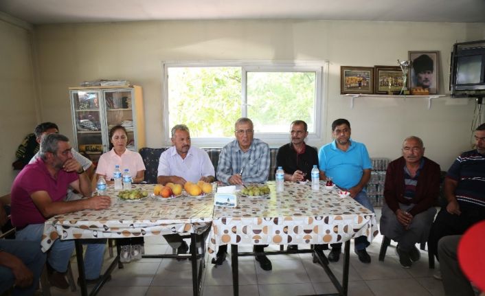 Başkan Tarhan’dan üreticilere kooperatifleşme tavsiyesi