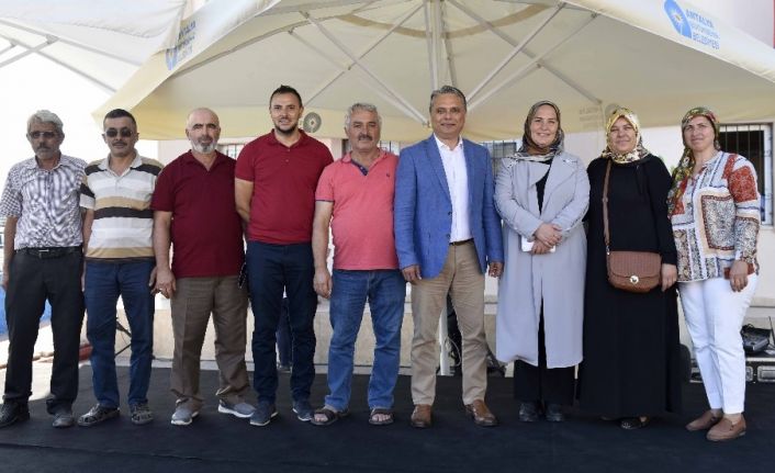 Başkan Uysal, Yenigöl’de aşure gününe katıldı