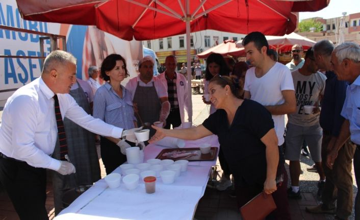 Büyükşehir’den Manavgat’ta aşure ikramı