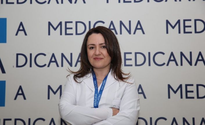 Doç. Dr. Zeynep Dadacı: “Kısık gözle bakmak görme bozukluğunun habercisi”