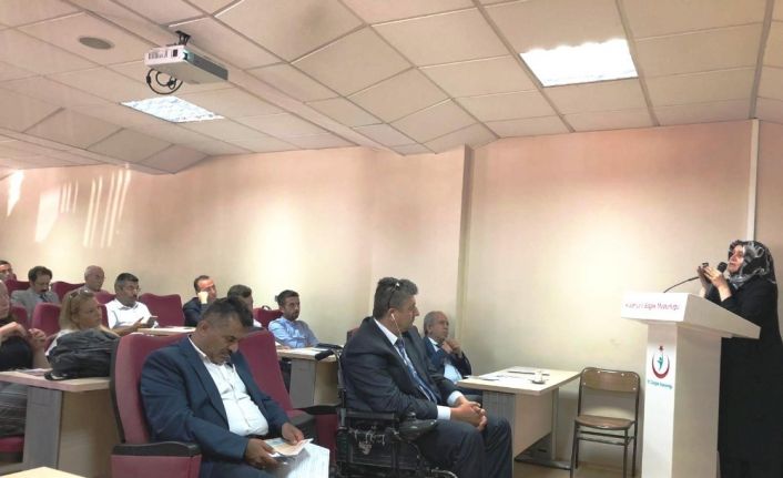 Kütahya’da okul idarecilerine ’Ağız ve diş sağlığı’ eğitimi