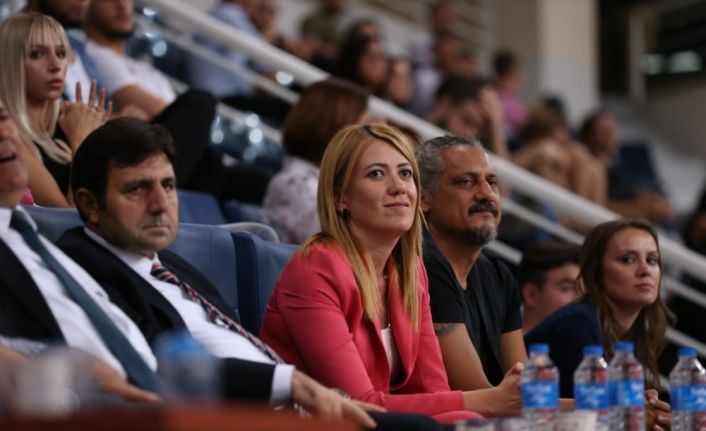 Merkezefendi Belediyesi Denizli Basket turnuvanın ilk maçından galibiyetle ayrıldı