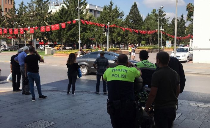 (Özel) 1 günde 20 yayaya 2 bin 160 TL para cezası kesildi