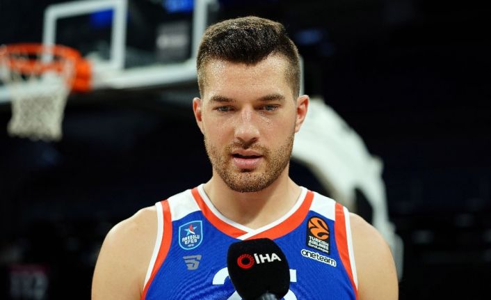 (Özel haber) Alec Peters: “Anadolu Efes’ten transfer teklifi geldiğinde bu kararı almak kolay oldu”