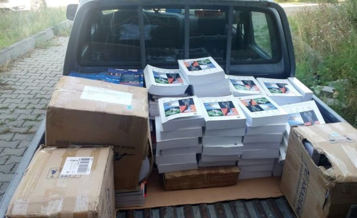 Trakya Üniversitesi Sağlık Kültür ve Spor Daire Başkanlığı’ndan Fen Fakültesi Fizik Bölümü’ne kitap desteği