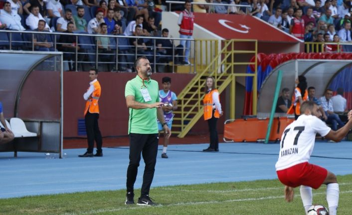 Zonguldak Kömürspor Teknik Direktörü Serkan Afacan: "Kupada ve ligde kazanmak için sahaya çıkacağız"