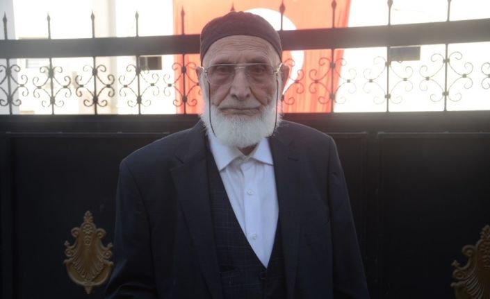 93’lük dede Barış Pınarı Harekatı’na katılmak için gönüllü oldu