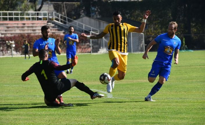 Aliağaspor FK evinde kazandı