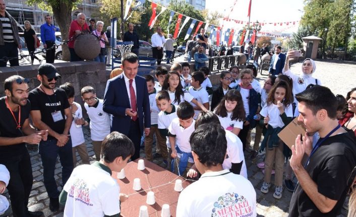 Bilim ve Sanat Altındağ’da çocukların ayağına gidiyor