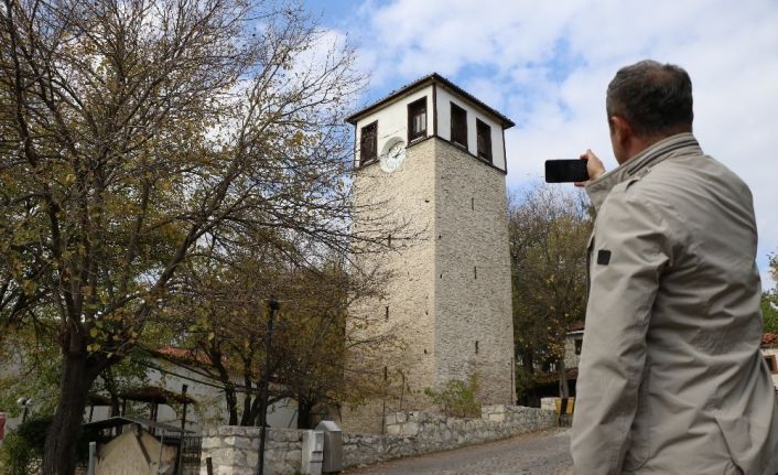 Bu saat 222 yıldır çalışıyor