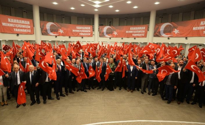 Bursa iş dünyası kahraman Mehmetçik için tek ses tek yürek oldu