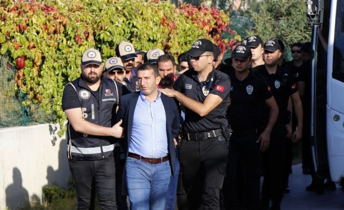 Cezaevi müdürlü, polisli suç örgütünün "polisi şehit ettiği" iddiası