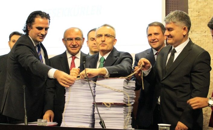 Cumhurbaşkanlığı Strateji ve Bütçe Başkanı Naci Ağbal, 2020 yılı Merkezi Bütçe Kanunu Teklifini açıkladı