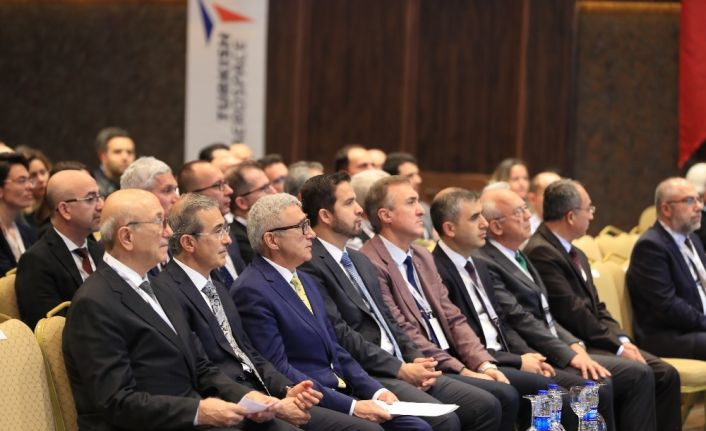 Dünya helikopter sektörü Türkiye’de ilk kez bir araya geldi