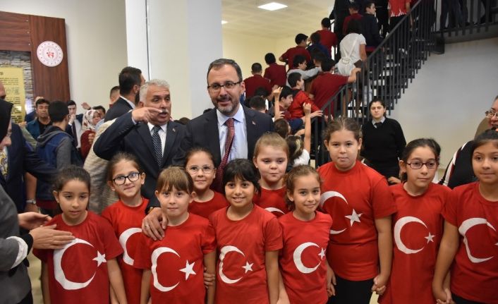 Gençlik ve Spor Bakanı Mehmet Kasapoğlu: ”Kadın odaklı spor stratejisi geliştiriyoruz”