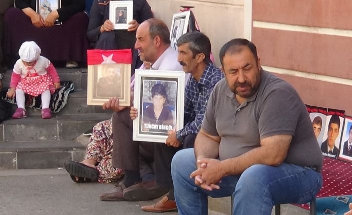 HDP önündeki ailelerin evlat nöbeti 35’inci gününde